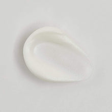 Load image into Gallery viewer, Vitamin C Serum - 30ml